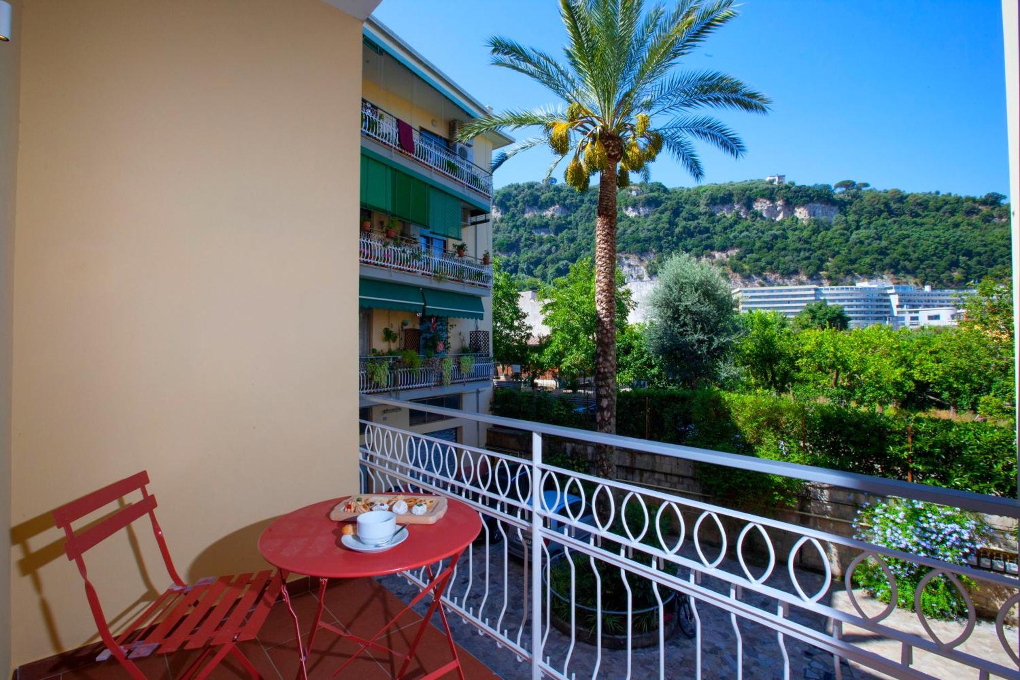 Estate4Home - Suites 21 Sorrento Eksteriør bilde