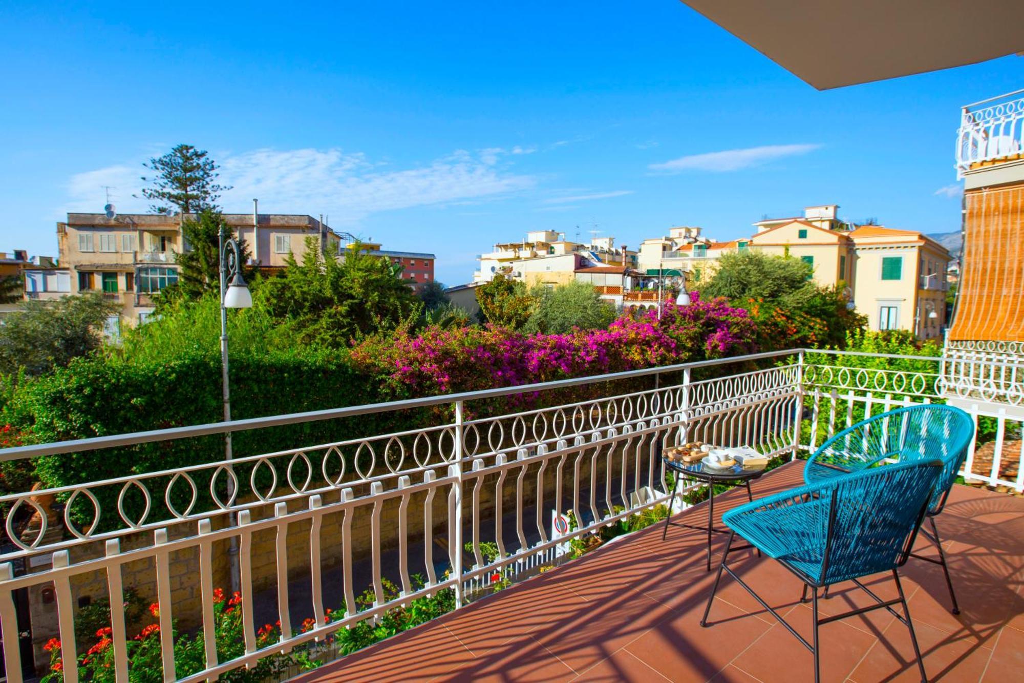 Estate4Home - Suites 21 Sorrento Eksteriør bilde